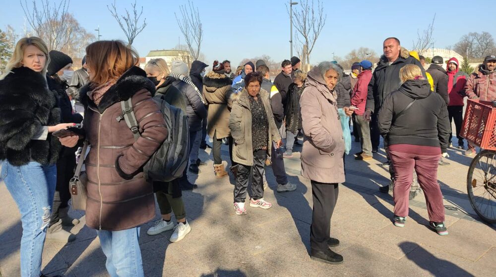 Prodavci sa buvljaka jutros protestovali ispred kabineta gradonačelnice Niša 1