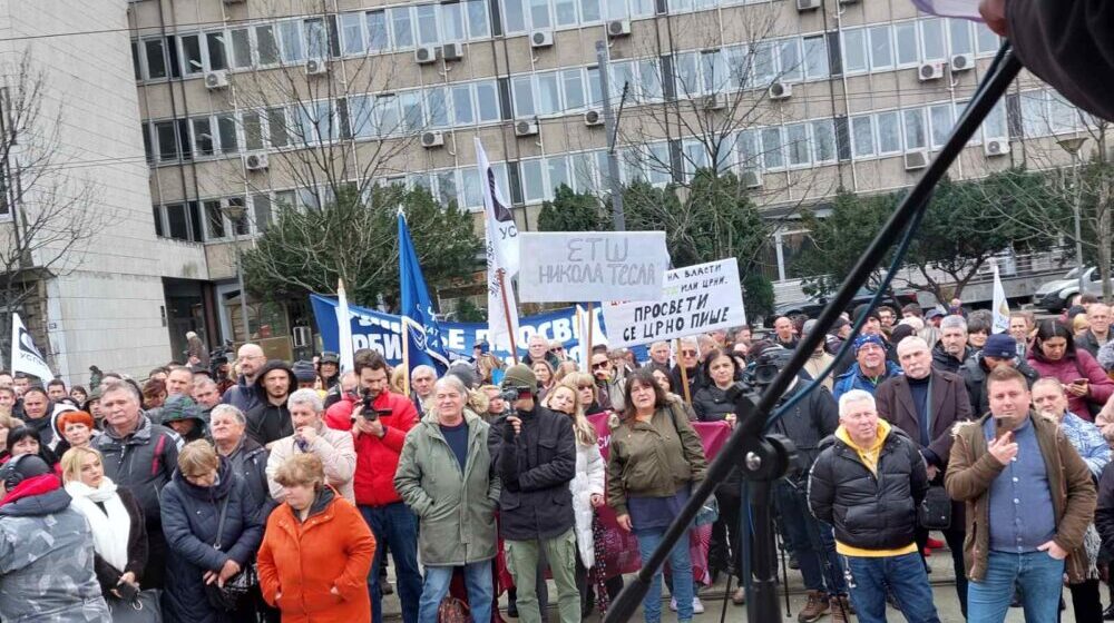 Štrajk upozorenja u 38 niških škola: Pojedini direktori vrše pritisak na nastavnike 1