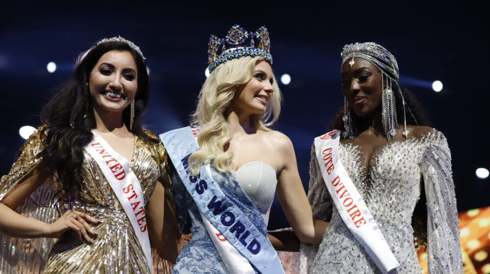 Poljakinja Karolina Bielavska 70. Mis sveta 1