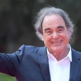 "Od velikog reditelja do klovna": Sagovornici Danasa o izjavi Olivera Stouna da je Kosovo gangsterska država 2