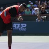 Kirjos kažnjen sa 20.000 dolara zbog razbijanja reketa i još 5.000 dolara zbog psovanja (VIDEO) 2