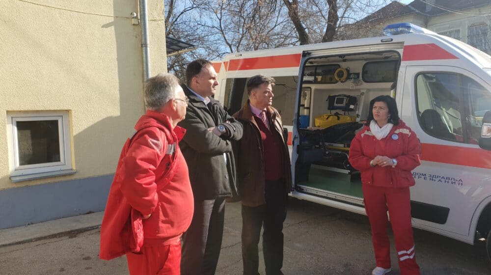 Zrenjaninski Dom zdravlja dobio “bolnicu na točkovima” 1