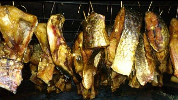 Dimljena dunavska riba zaštitni znak Đerdapa, a najbolja kada se spremi dok je minus napolju 1