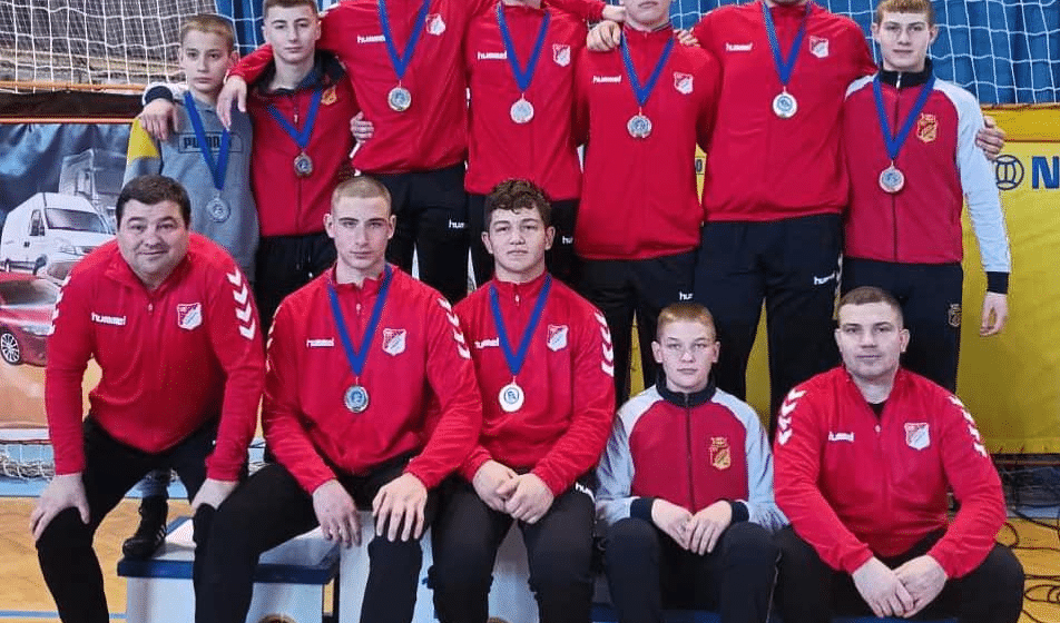 Kadeti “Proletera” prvaci Vojvodine u rvanju 1