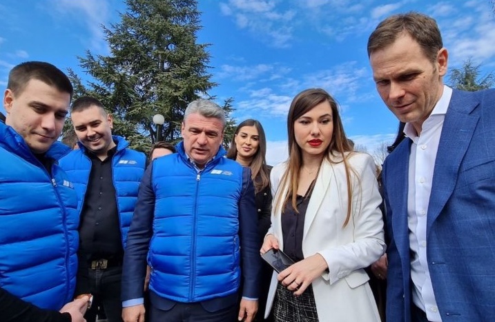 Čačak: Gradonačelnikov sin na republičku listu SNS stigao preko Beograda 1