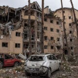Ukrajinske vlasti: Broj žrtava napada na devetospratnicu u Nikolajevu porastao na 14 3
