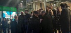 Protest koalicije Ujedinjeni za pobedu Srbije ispred Zire zbog otkazivanja tribine: Uredno smo platili 5