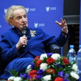 Preminula Medlin Olbrajt 6