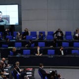 Zelenski u obraćanju Bundestagu: Pomoć je stigla prekasno 15