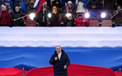 Putinov miting pred 200.000 građana na stadionu u Moskvi (FOTO) 8