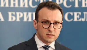 Kancelarija za KiM: Napad na dvojicu Srba u Dečanima dokaz koliko su povratnici ugroženi na Kosovu 5