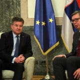 Vučić u Briselu razgovarao i sa Lajčakom: Naglasio da Srbija insistira na sprovođenju potpisanih sporazuma 1
