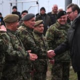 Predsednik Vučić na vojnoj vežbi 10