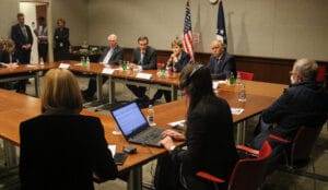 Šta je napisao američki senator, a šta kaže Vučić 6