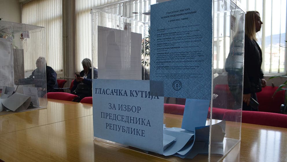 RIK usvojio konačne rezultate predsedničkih izbora 1
