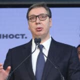 Vlast umanjuje značaj svega što joj narušava rejting 5