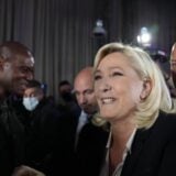 Le Pen zahvalila glasačima i obećala da će zemlju "dovesti u red" 3