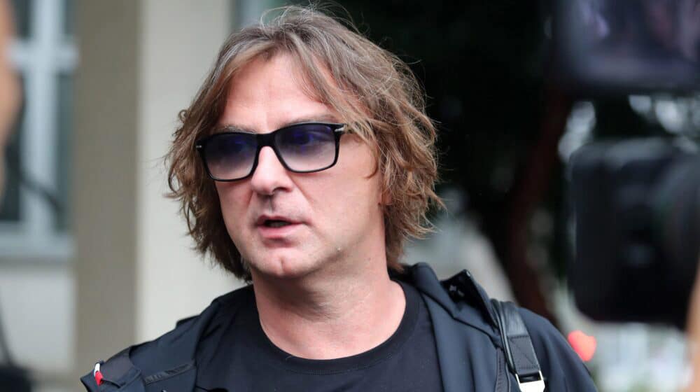 Oglasio se Željko Mitrović posle protesta ispred Pinka: Zbog 1.986 ljudi, DJ Žex je otkazao svoj nastup 1