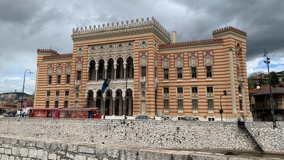 Kraj Jugoslavije: Kad je zaista počeo rat u Bosni i Hercegovini 2 Zgrada Vijećnice