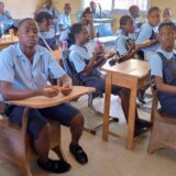 Afrika, Liberija i siromaštvo: „Dobro je biti pošten" - tinejdžer vratio novac vlasniku i to mu je promenilo život 5