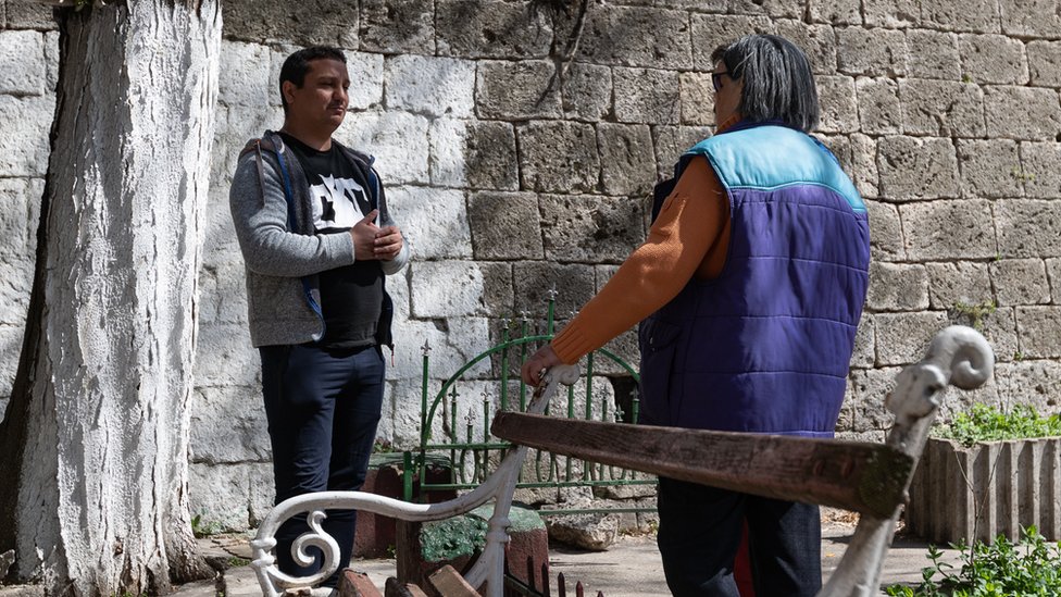 Romi u Srbiji: Zajde Badža, romsko svetilište u Nišu za koje je malo ko znao 6 razgovor sa Nišlijama