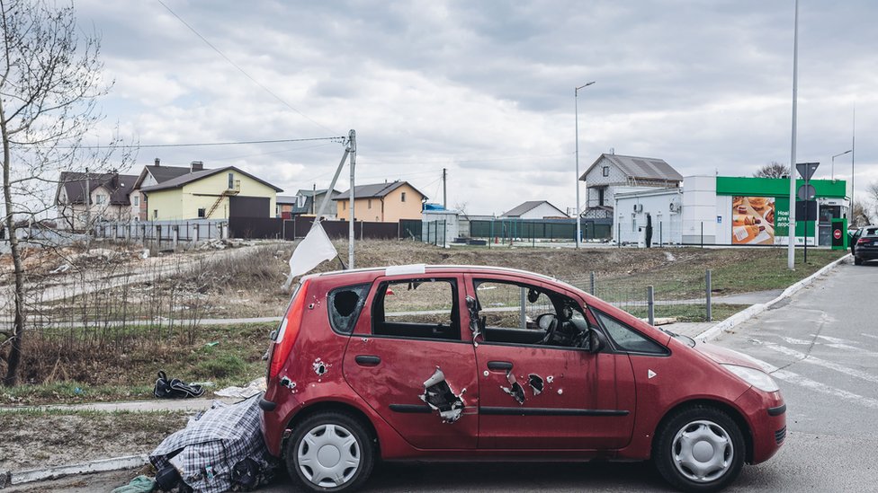 Automobili onih koji su pokušali da se evakuišu iz Buče