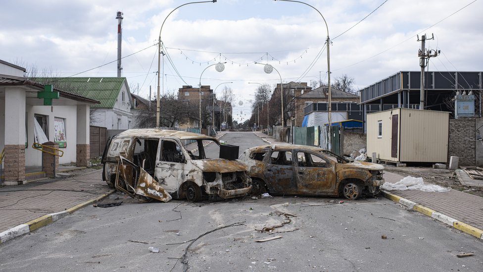 Rusija i Ukrajina: „Da li može da se napravi roze proteza sa cvetićima” - priče preživelih iz Buče 9 mašinы