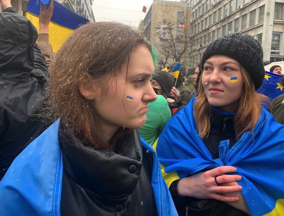 Rusija, Srbija i lažne vesti: Pretnje proterivanjem zbog kritike Moskve - lažna vest uznemirila Ruse u Srbiji 2 protest u beogradu