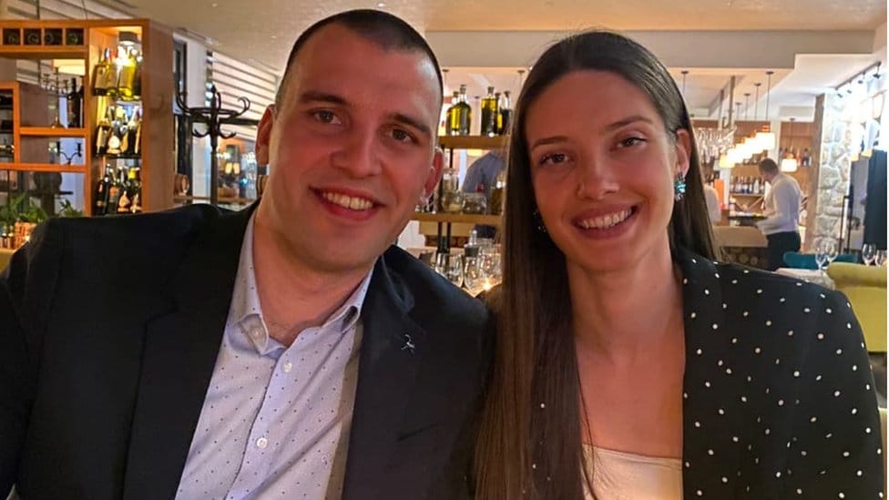 Crna Gora, ljubav i sport: Kad sudija zaprosi košarkašicu - verenički prsten umesto slobodnog bacanja 1 Stefan Vuković i Violeta Lazarević, Podgorica