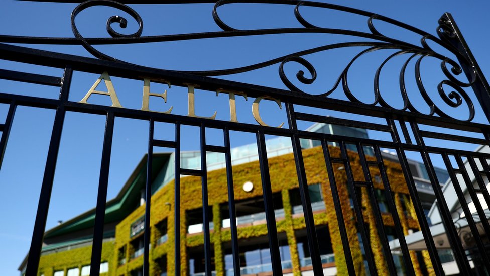 Ukrajina, Rusija i tenis: Vimbldon „ne želi da bude deo ruske propagandne mašine”, Rusima i Belorusima zabranjen nastup 1 Wimbledon