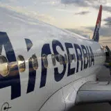 Tužilaštvo u Beogradu traži pritvor za troje stranaca: Osumnjičeni da su u avionima Er Srbije plaćali robu karticama bez pokrića 2