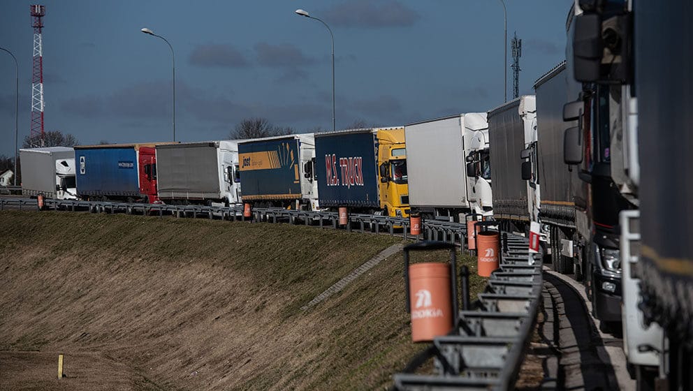 Stanje na putevima: Kamioni na Horgošu i Batrovcima čekaju pet sati, a automobili sat i po na prelazu Preševo 1