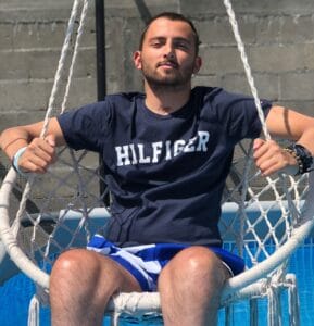 "Čekao sam doktore da me sastave": Sekunda koja je mladiću iz Vranja promenila život 3 "Čekao sam doktore da me sastave": Sekunda koja je mladiću iz Vranja promenila život 3