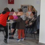 Deca iz Ukrajine, smeštena u Centar za azil u Vranju, krenula u školu 6