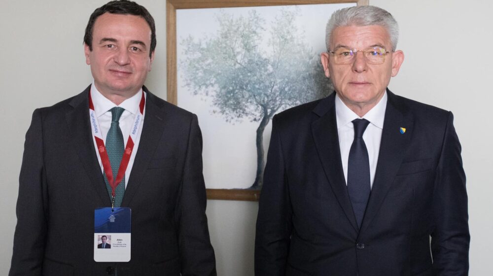 Džaferović sa Kurtijem u Atini 1