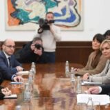 Vučić se sastao sa šeficom Misije UNMIK-a 9