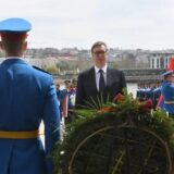 Vučić otkrio spomen ploču posvećenu jasenovačkim žrtvama 13