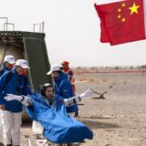 Kineski astronauti vratili se na Zemlju posle šest meseci boravka u svemiru 9