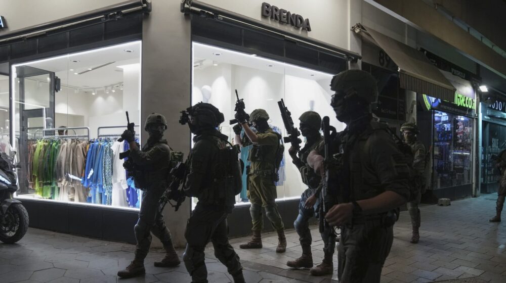 Ambasadori EU i SAD u Izraelu osudili napad u Tel Avivu 1