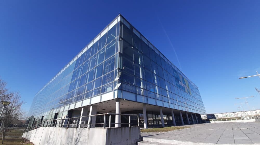 Eko kviz u Zrenjaninu: Đaci razvrstali smeće i pokazali kako treba 1