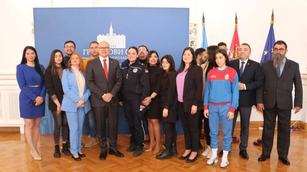 Održan sastanak gradonačelnika Novog Sada i predstavnika romske zajednice 1