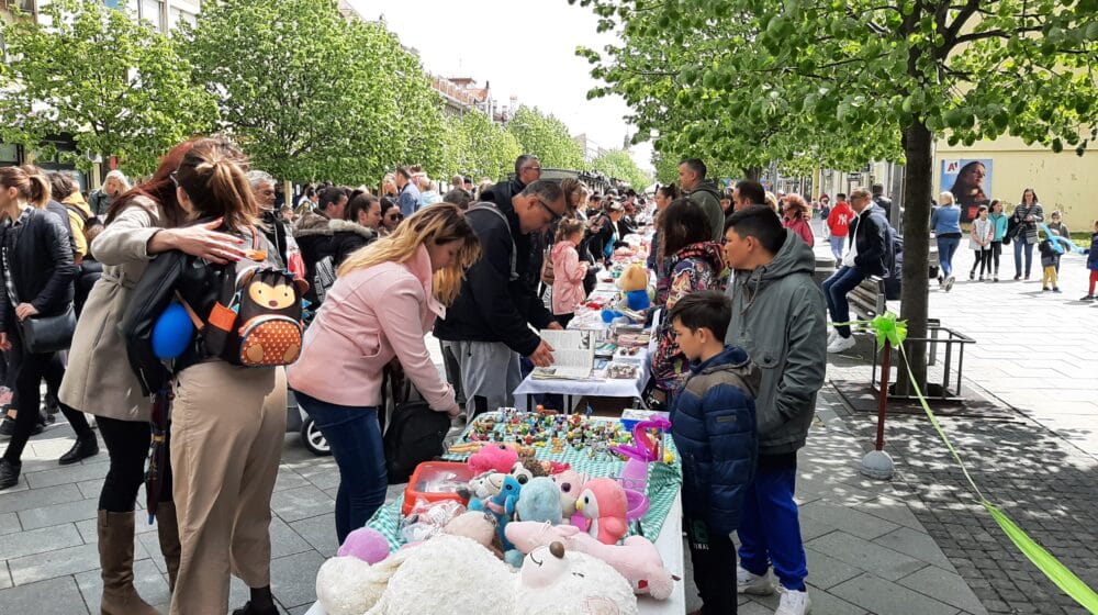 Zrenjanin: Gradski trg pun dece, puno sadržaja na Festivalu "Uskršnje jaje" 1
