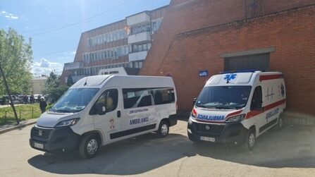 Ministarstvo zdravlja doniralo dva sanitetska vozila Zdravstvenom centru Vranje 1