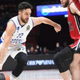 Micić brani krunu u Beogradu 8