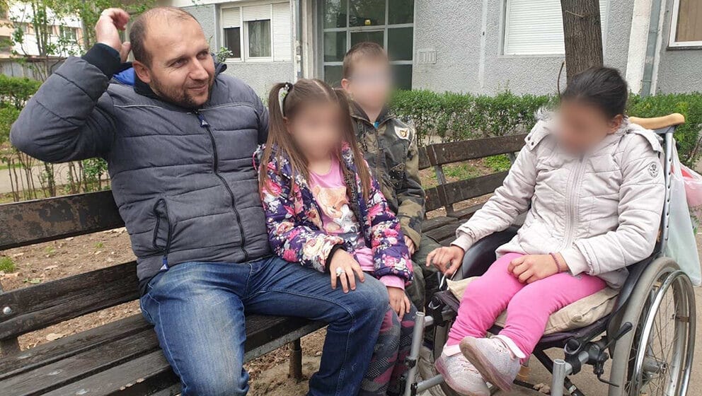 Samohrani otac živi bez struje sa troje dece: Niška Elektrodistribucija isključila električnu energiju iako su svi računi plaćeni 1