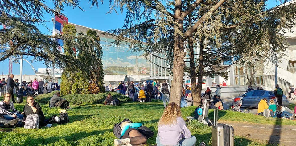 Beogradski aerodrom "Nikola Tesla" evakuisan zbog dojave o bombi 2 FOTO: Fahrudin Kladničanin