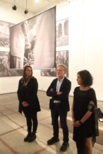 Otvorena izložba fotografija pod nazivom "Opsada" povodom 30 godina od početka rata u BiH 5