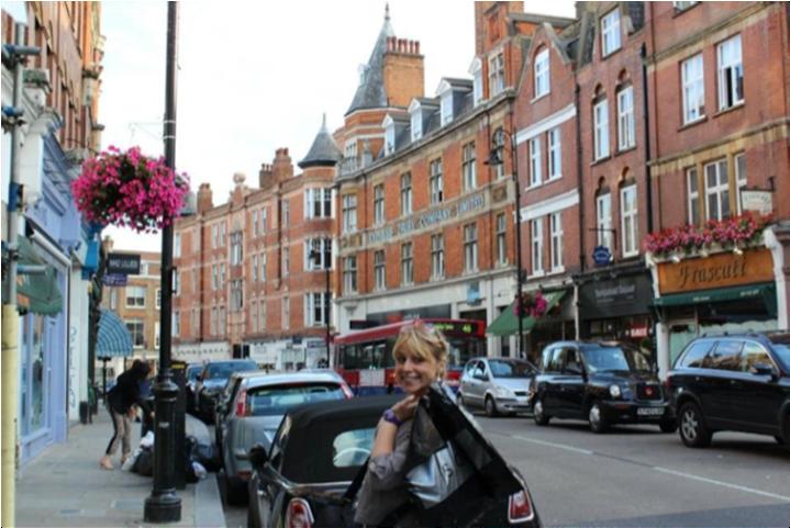 Nakon jedne turističke posete Oslu ostala sam da živim i radim do danas 2