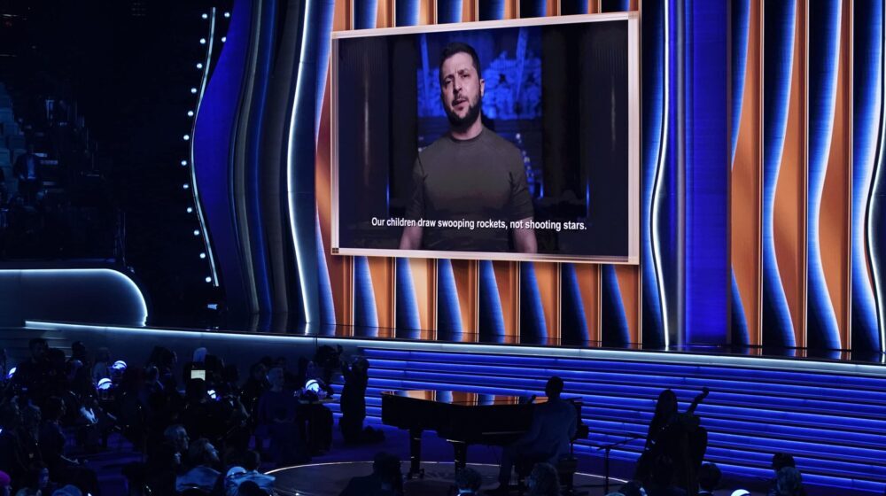 Zelenski uputio poruku publici na dodeli Gremi narada: Naši muzičari nose pancire umesto smokinga 1