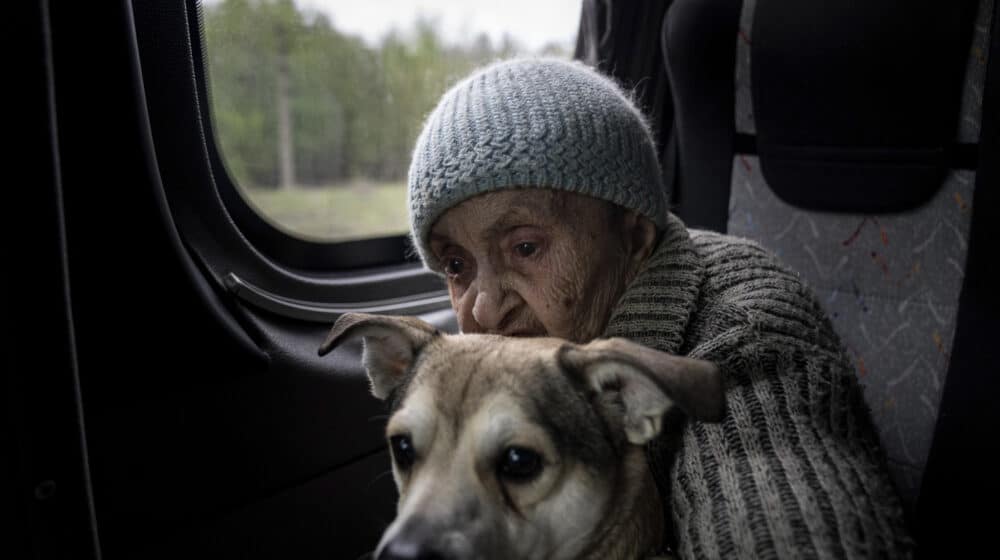 BLOG UŽIVO: Pogođen aerodom u Odesi, evakuisana grupa civila iz čeličane Azovstal 1